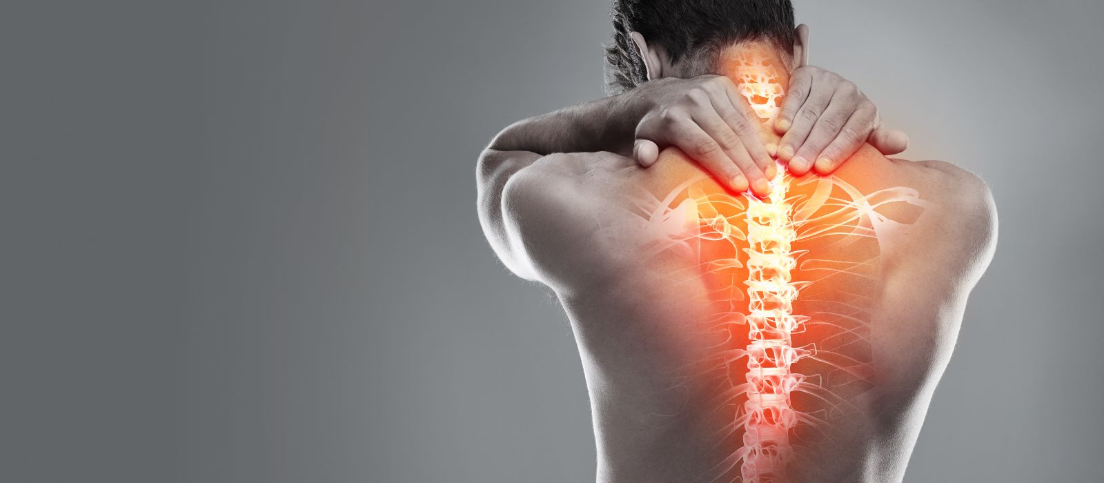 Ból pleców, ból kręgosłupa – jak zadbać o postawę, by uniknąć problemów? Kiedy skorzystać z pomocy fizjoterapeuty?